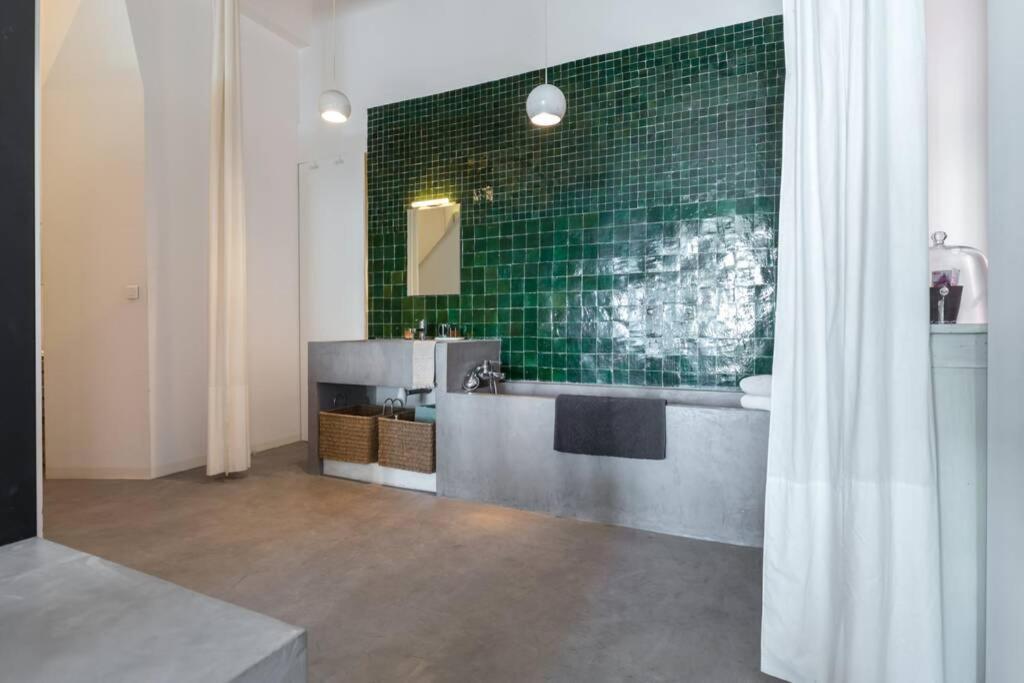 니스 06J - Superb Duplex Loft With Ac - Sea View 아파트 외부 사진